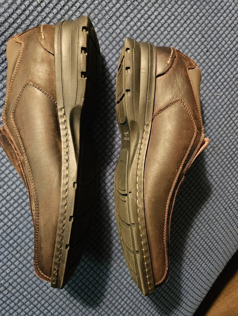 DOCKERS AGENT MENS SIZE 11 LEATHER SLIPON LOAFERS SHOES Brown